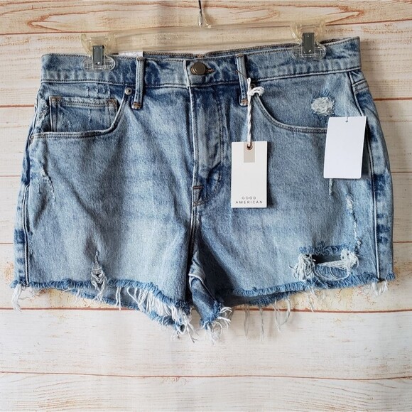Good American Distressed Frayed Denim Jean 5-Pocket Shorts in Indigo155